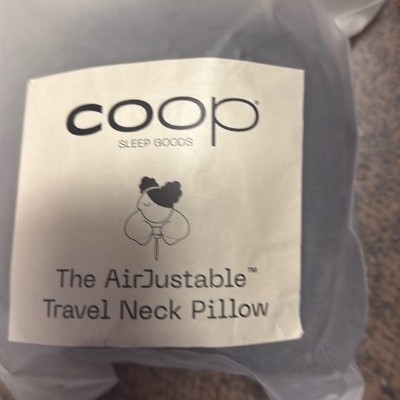 Coop Home Goods AirJustable Travel Neck Pillow, Inflatable - Picture 1 of 3